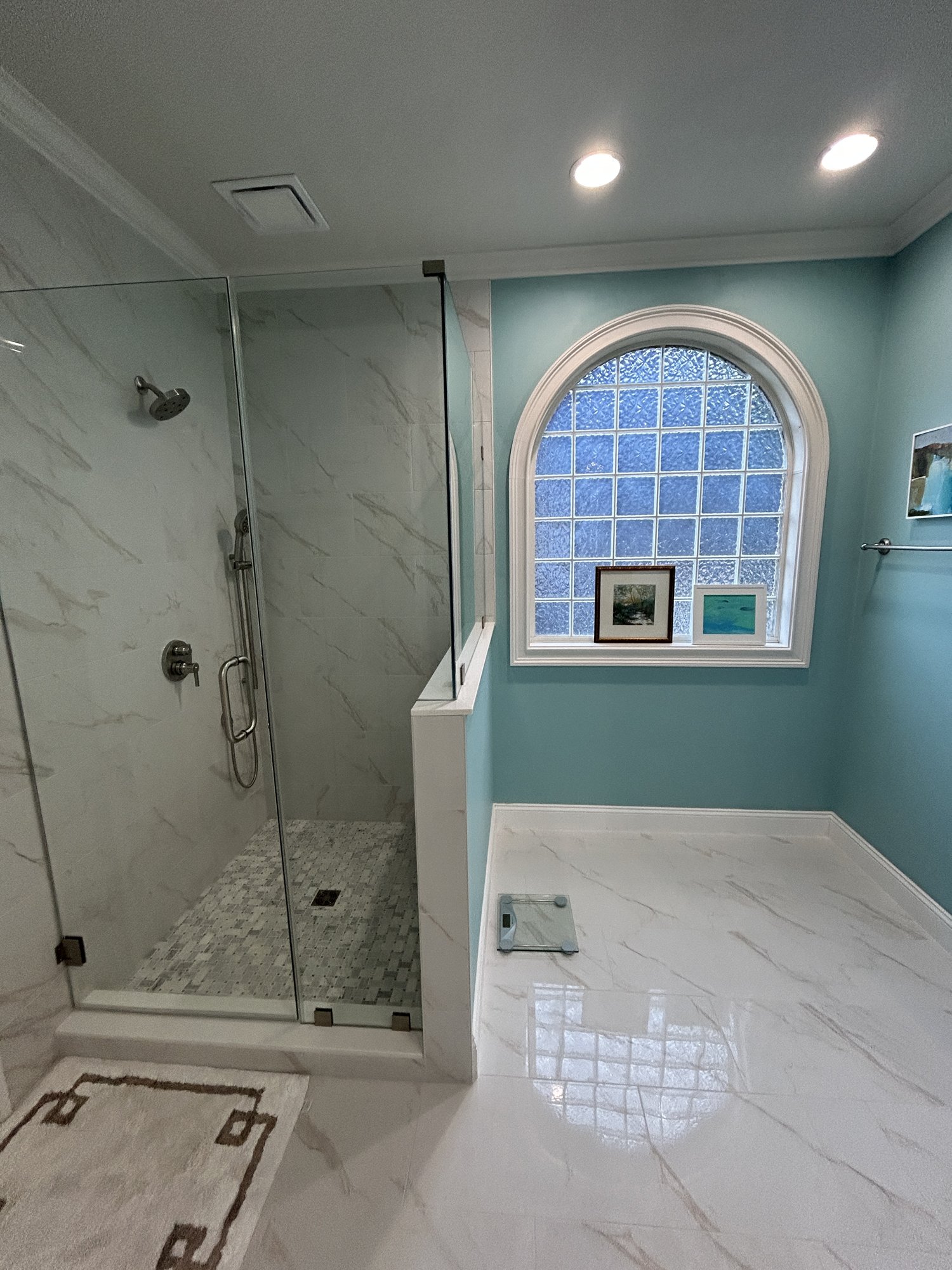 Finished tile master bathroom by Tile Yoda in the Greenville Upstate